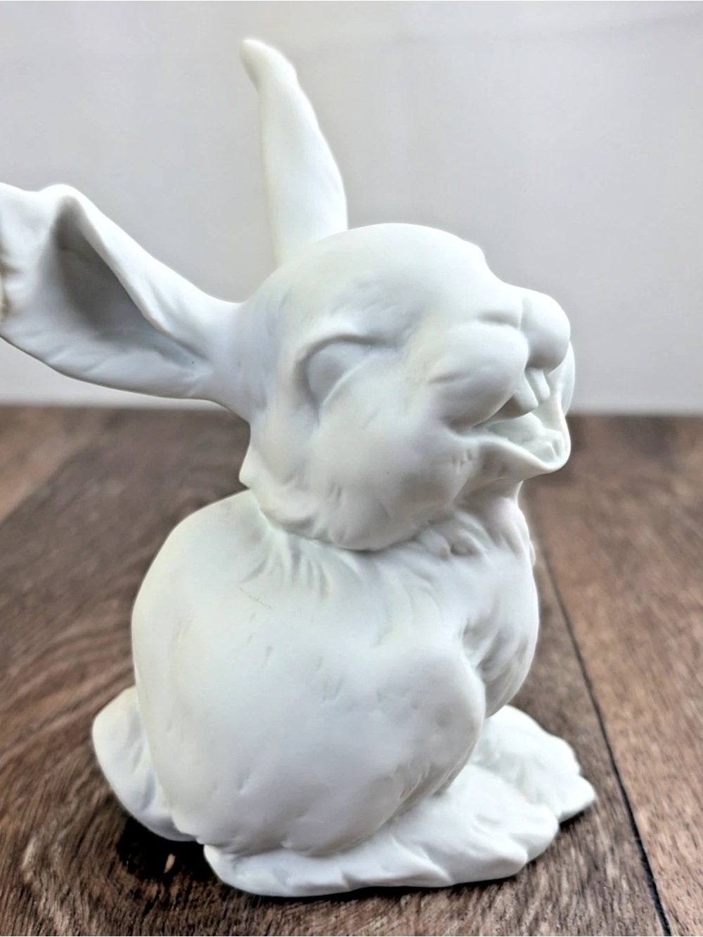 Kaiser White Bisque Laughing Rabbit West Germany #554 Marked